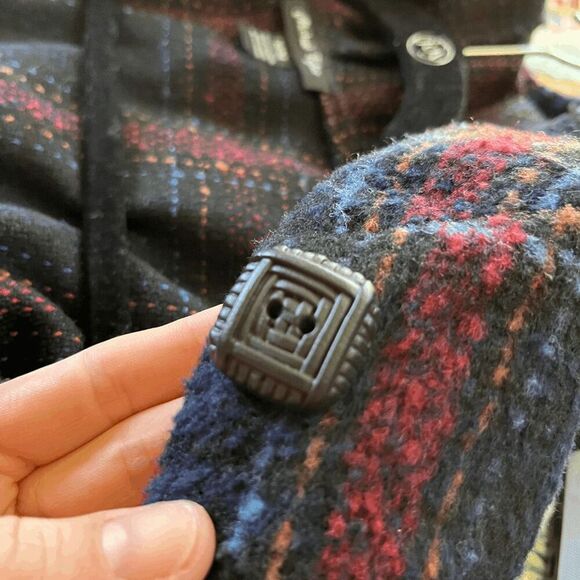 90s/Y2K Michael Tyler Hooded Plaid Wool Blend Coat, Detailed Buttons - M - Picture 4 of 8